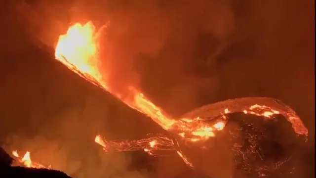 美國夏威夷基拉韋厄火山發生大規模噴發
