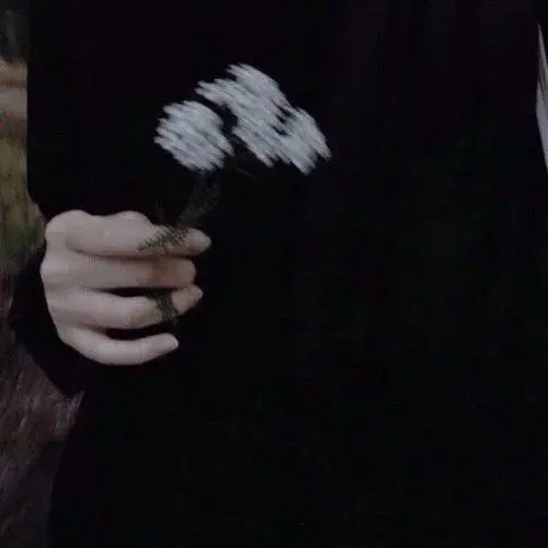 背景｜糟糕的从来都不是生活 而是我