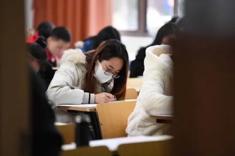 2021年全国研究生招生考试拉开大幕 鼓励考生全程佩戴口罩