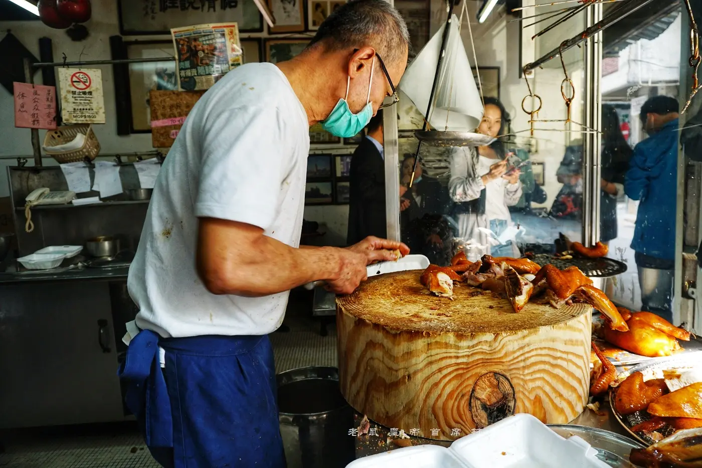 澳门芬记：没店招不设堂食，每天只卖2小时排队却要1个钟，任性