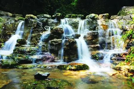 上游•夜雨丨黑山谷专题丨秋风问石林（外一章）-周鹏程