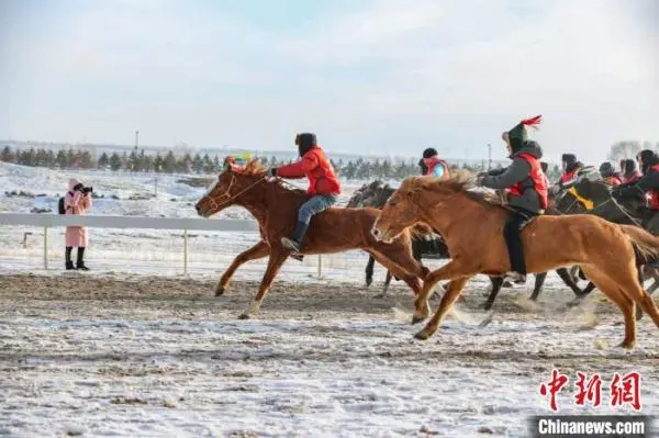 鄂温克冬季马赛-30℃极寒开赛：寒冬中的火热派对