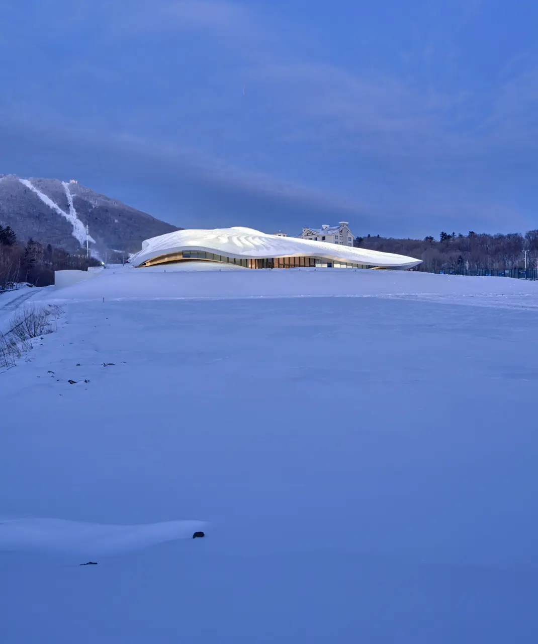 专访马岩松：在亚布力雪山搭一顶“大帐篷”，与冰雪之美对话
