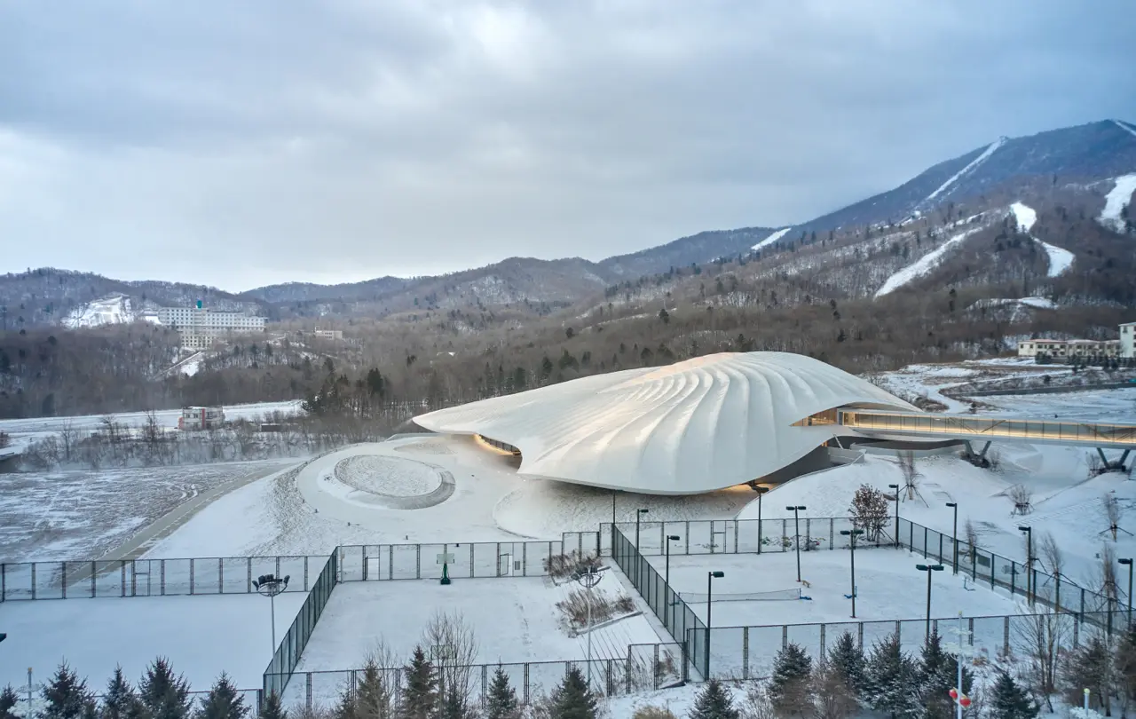 专访马岩松：在亚布力雪山搭一顶“大帐篷”，与冰雪之美对话