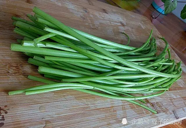 冬季，这碱性蔬菜要多吃，护眼抑菌消炎，通便解毒，3块1斤