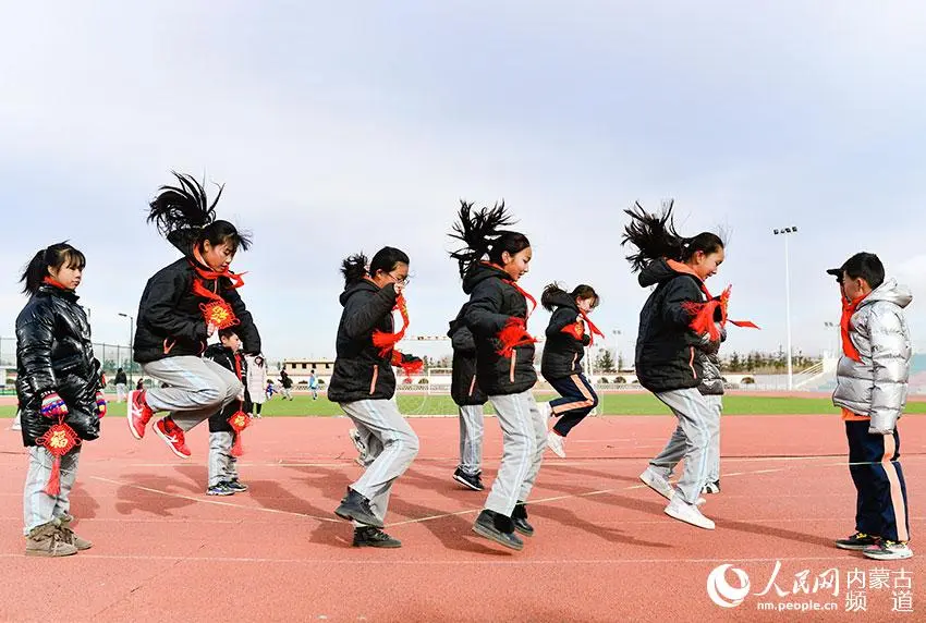 传统体育运动会 童心快乐迎新年