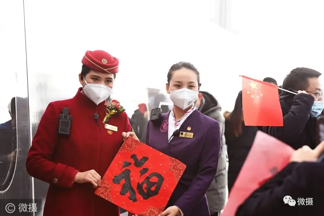 微摄图片全记录丨京雄城际铁路展现中国速度，凝结中国智慧！