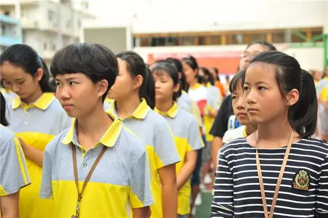 上初中后，孩子努力了，却考不过别人？别让“伪勤奋”感动自己