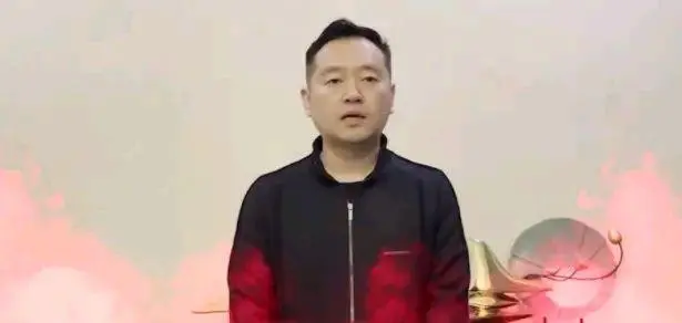 好消息！孔令辉携手朱婷等人现身，球迷呼吁他为国乒出谋划策