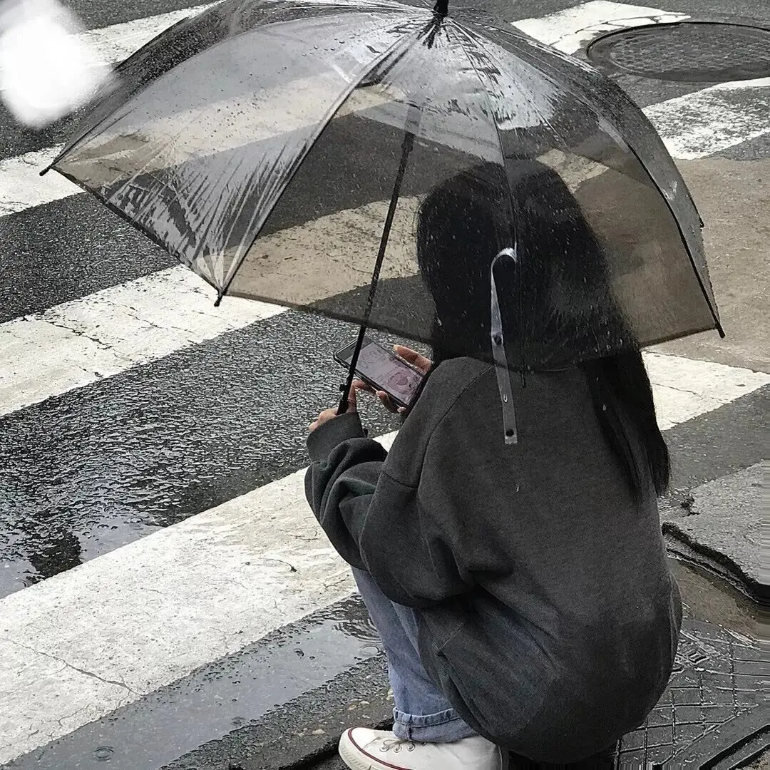 那些可以用来置顶的伤感文案