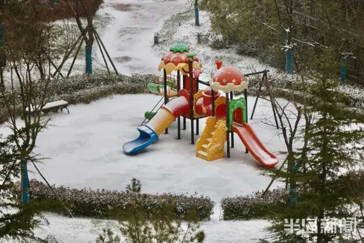 雪后岛城 身边皆景