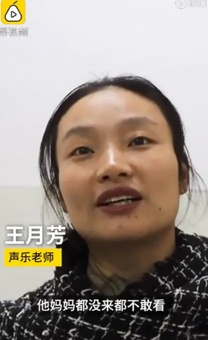 徒手挡刀艺考生右手仍无法弹琴：不后悔救人，大不了明年再考