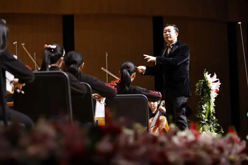 BMF少儿节日乐团，奏响“青春版”新年音乐会