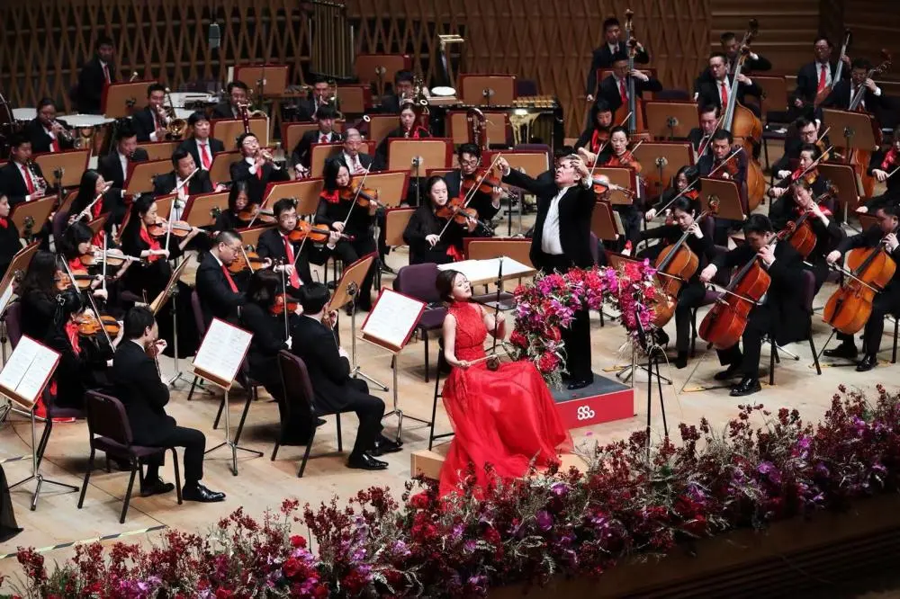 三大乐团携手上海新年音乐会，唱支山歌给党听