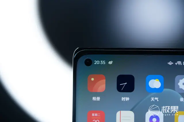 OPPO Reno5系列开箱上手：夜拍更强、游戏更快，你想要的全都有