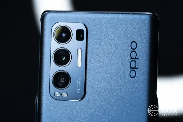 OPPO Reno5系列开箱上手：夜拍更强、游戏更快，你想要的全都有