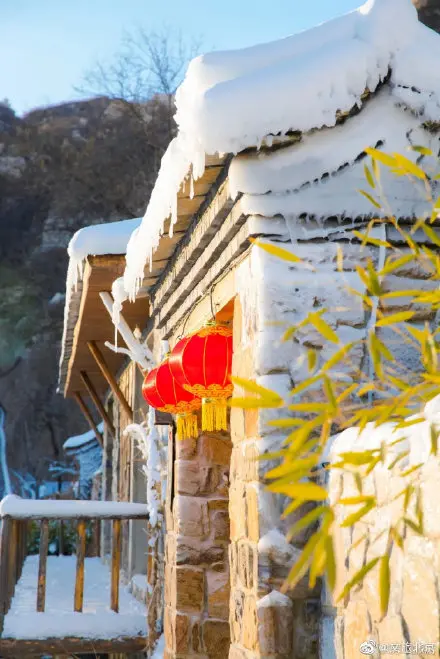 京西冰雪琉璃村庄来了！