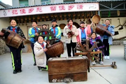 老旧农具进校园有啥用？