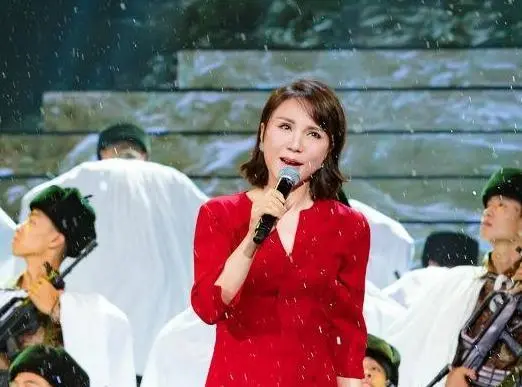 國家一級演員7次上春晚，因耍大牌被封殺，晚年以走穴為生