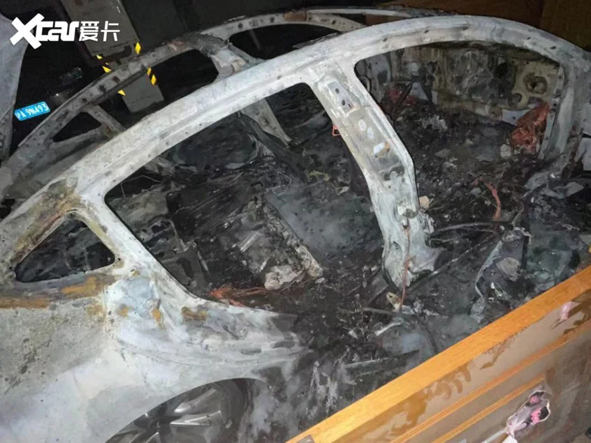 Model 3全球首炸！特斯拉这回又惹事了
