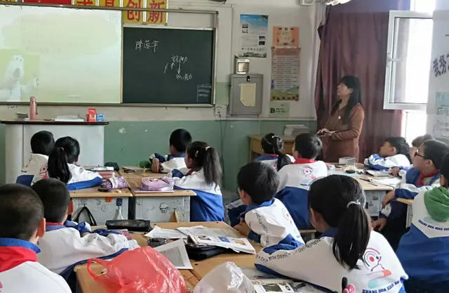 小学生“倒数第一”试卷火了，逻辑思维较强，老师评论“真妙”！