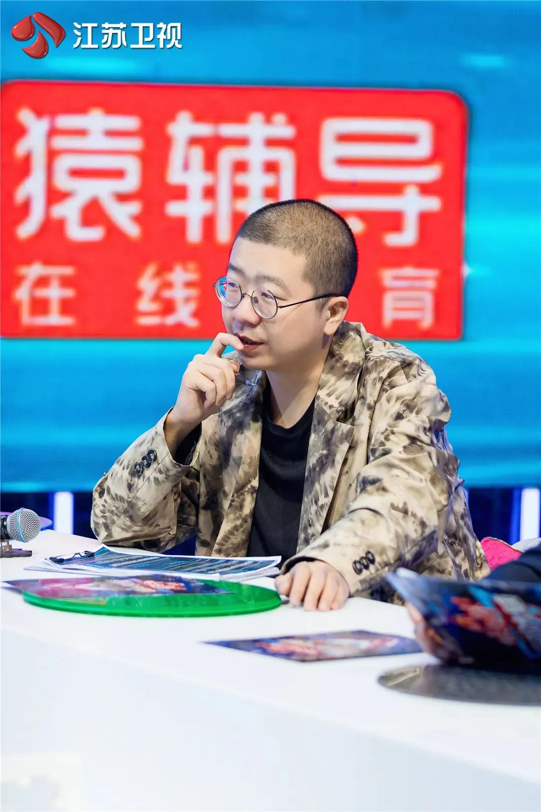 双网破2，首播收视创八季新高，什么节目第八季仍霸榜周五黄金档？