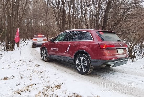 寒冬下的速度与激情 冰雪试驾奥迪全系车型