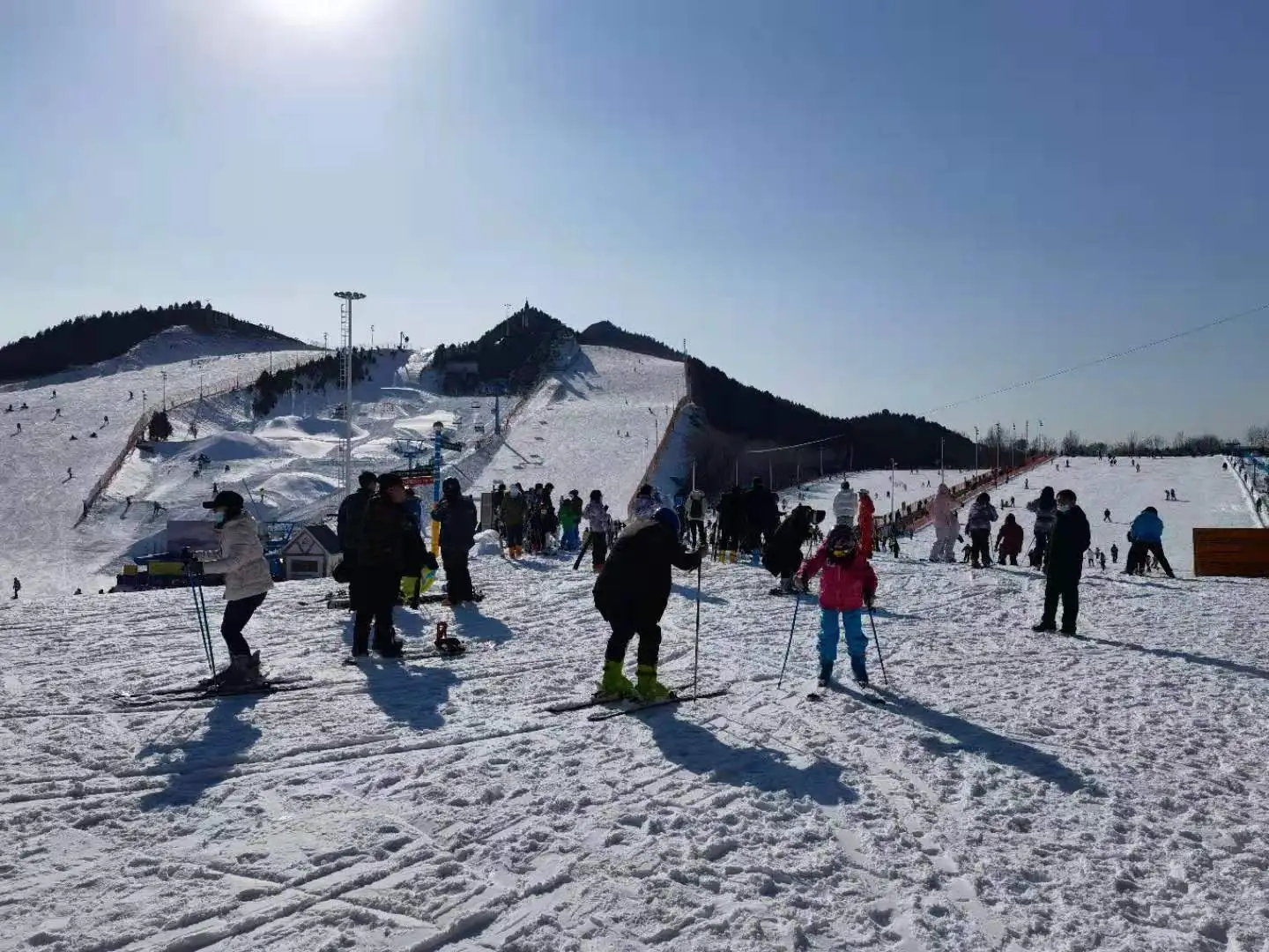 每日一景｜北京西边的云居寺滑雪场