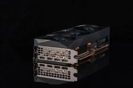 技嘉RX 6800 XT GAMING OC显卡评测