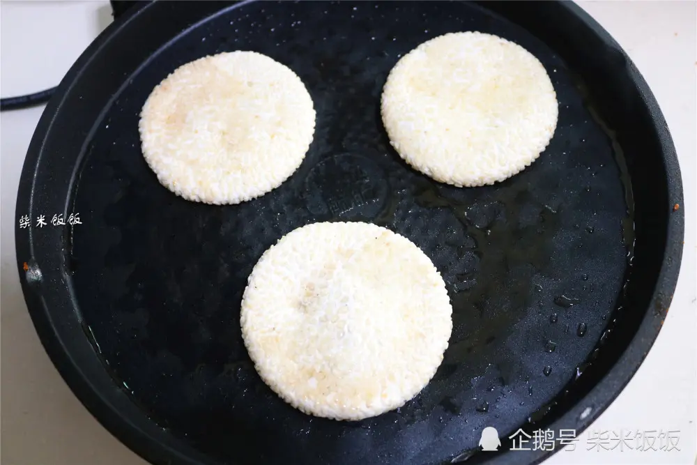 天气越热，越要吃这饼，香甜软糯好滋味，温暖脾胃又滋补