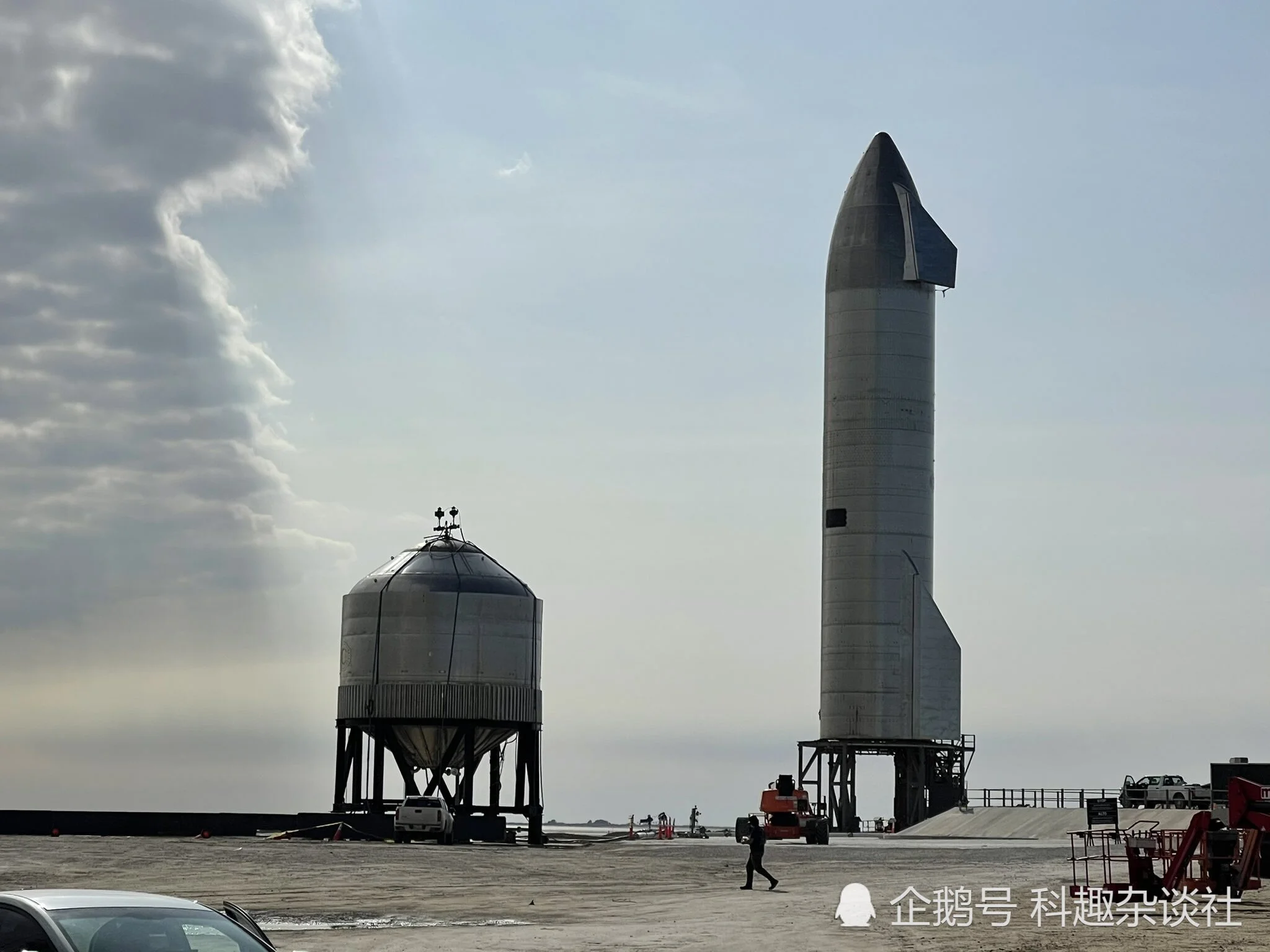 29号，SpaceX星舰SN9原型机将进行1万2千米高空亚轨道飞行测试