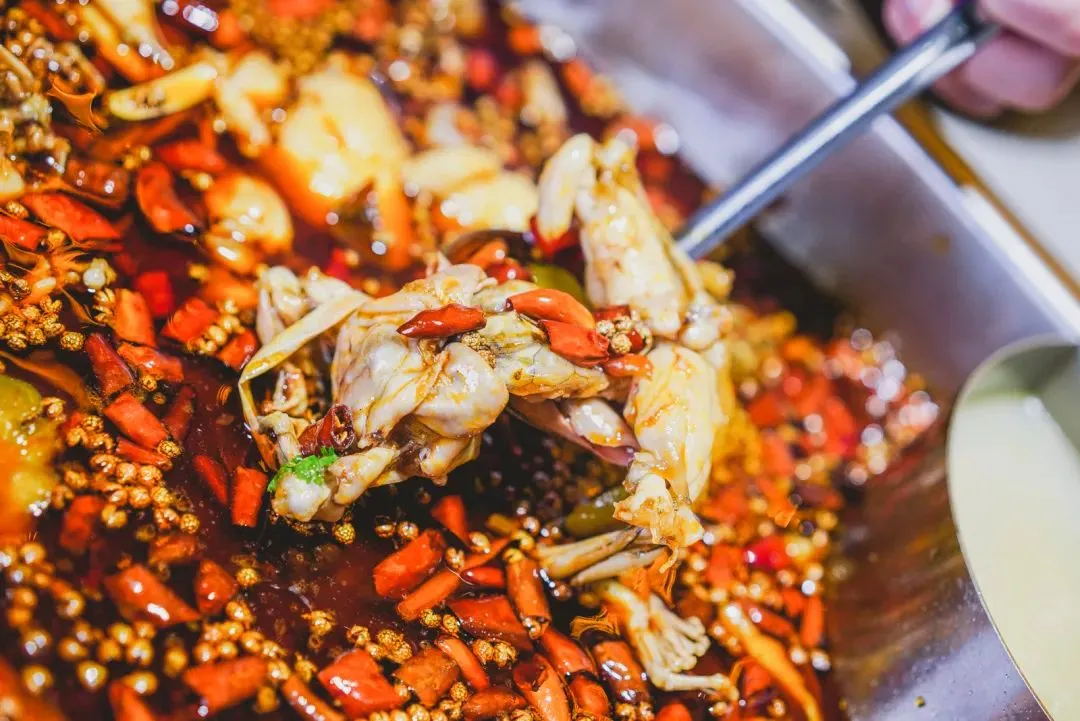 今天开始！看直播赢取价值1500＋新年魔盒！