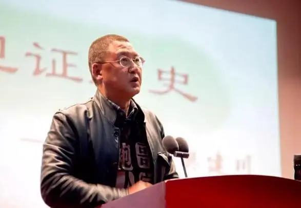 当了副市长还不满意，非得辞职下海经商，他后来怎么样了呢？