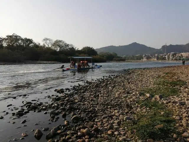 大圩古镇变了样，漓江边多了这一片特别的地方，景色很美