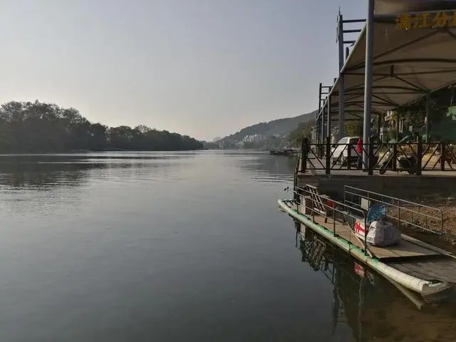 大圩古镇变了样，漓江边多了这一片特别的地方，景色很美