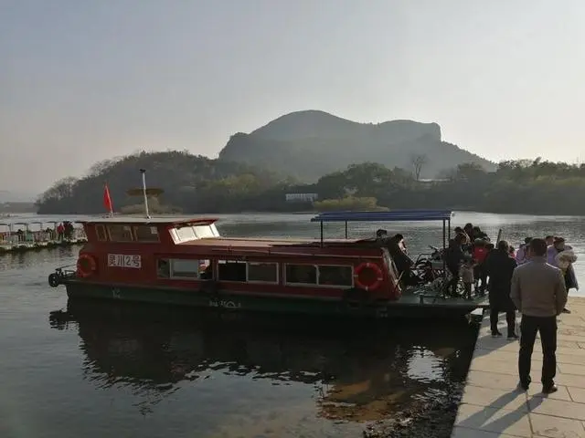 大圩古镇变了样，漓江边多了这一片特别的地方，景色很美