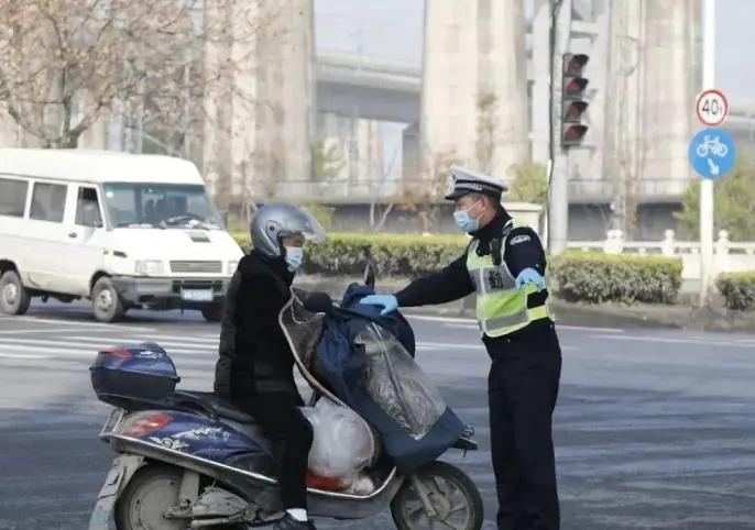 2月起，电动车上路要符合这些条件，否则罚你没商量