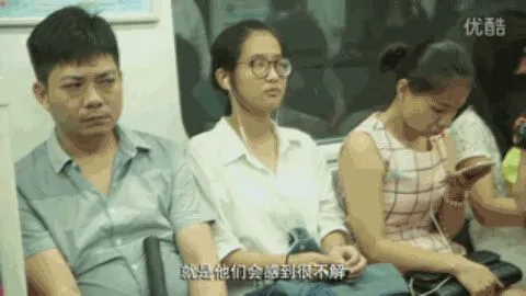 发现自家孩子频繁眨眼，我们该怎么办？