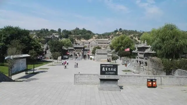 河南的一个家族，富了400年，12代子孙皆富豪，至今依然强大