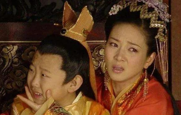 为何古代大户人家都要雇奶娘，而不是自己亲喂？