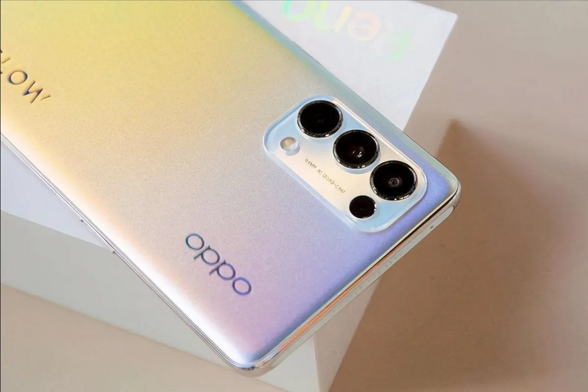 OPPO、荣耀大打出手！新机前后脚发布，谁更值得买？