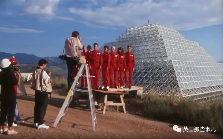 一场企图帮助人类“脱离地球”的实验，最终却差点把人逼疯了