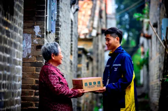 正式宣布终止运营！中国又一快递黯然离场，31000名员工顺丰接盘