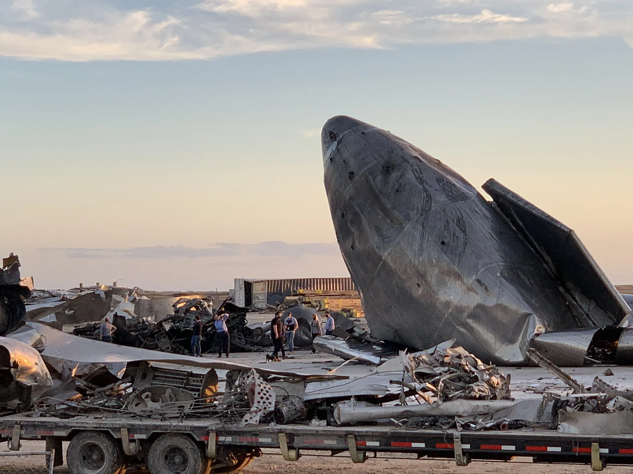 计划遇挫！SN9返回后原地爆炸，马斯克还能在5年内载人登陆火星吗