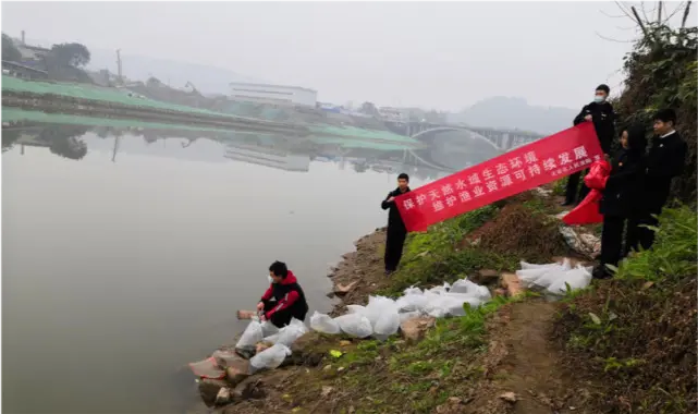 可视锚鱼频“翻车”，另类钓鱼方式被多地禁止！仍有人顶风作案