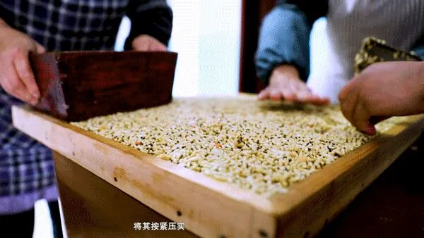 云游·家乡的年味｜苗乡年味·麻饼