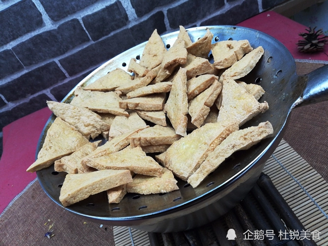 家常豆腐的地道做法，详细步骤，轻松就能学会