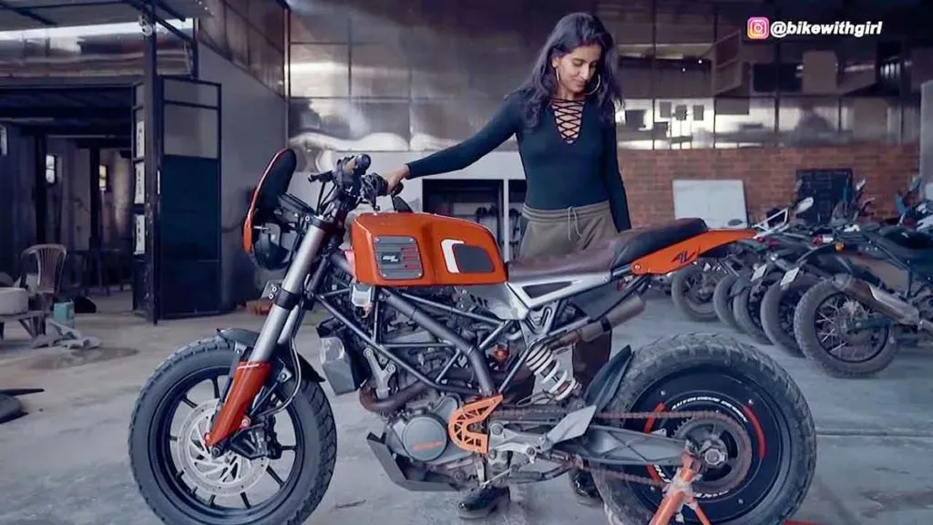 女孩改装，KTM 200 Scrambler