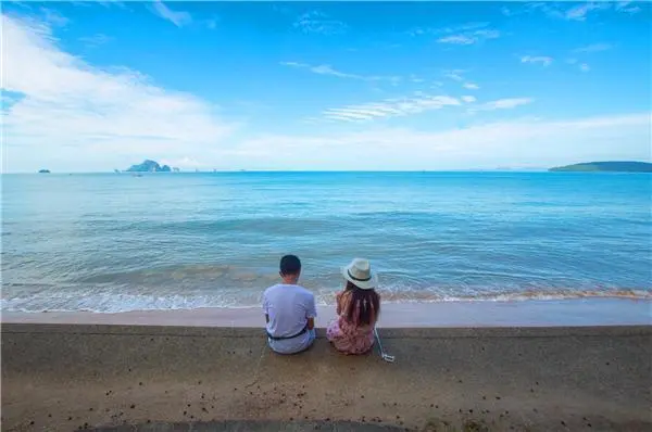 “聪明的儿媳，会给婆家当牛做马”男人发朋友圈羞辱前任，惨遭打脸