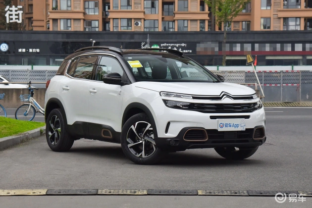 带你走近天逸 C5 AIRCROSS！指导价18万元，还有胎压报警、定速巡航 靓不靓？